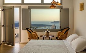 Elia Caldera Suites